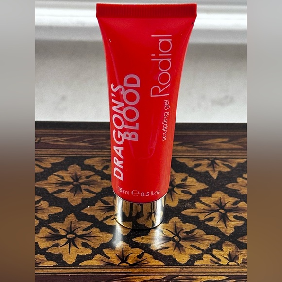 (NEW) RODIAL Dragons Blood Sculpting Gel - Picture 1 of 2